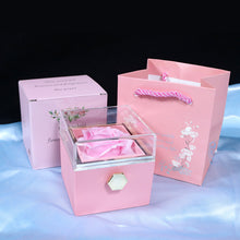 Carica l&#39;immagine nel visualizzatore di Gallery, Rotating Soap Flower Rose Gift Box Creative Rotating Rose Jewelry Packaging Box Valentine&#39;s Day Gift For Women
